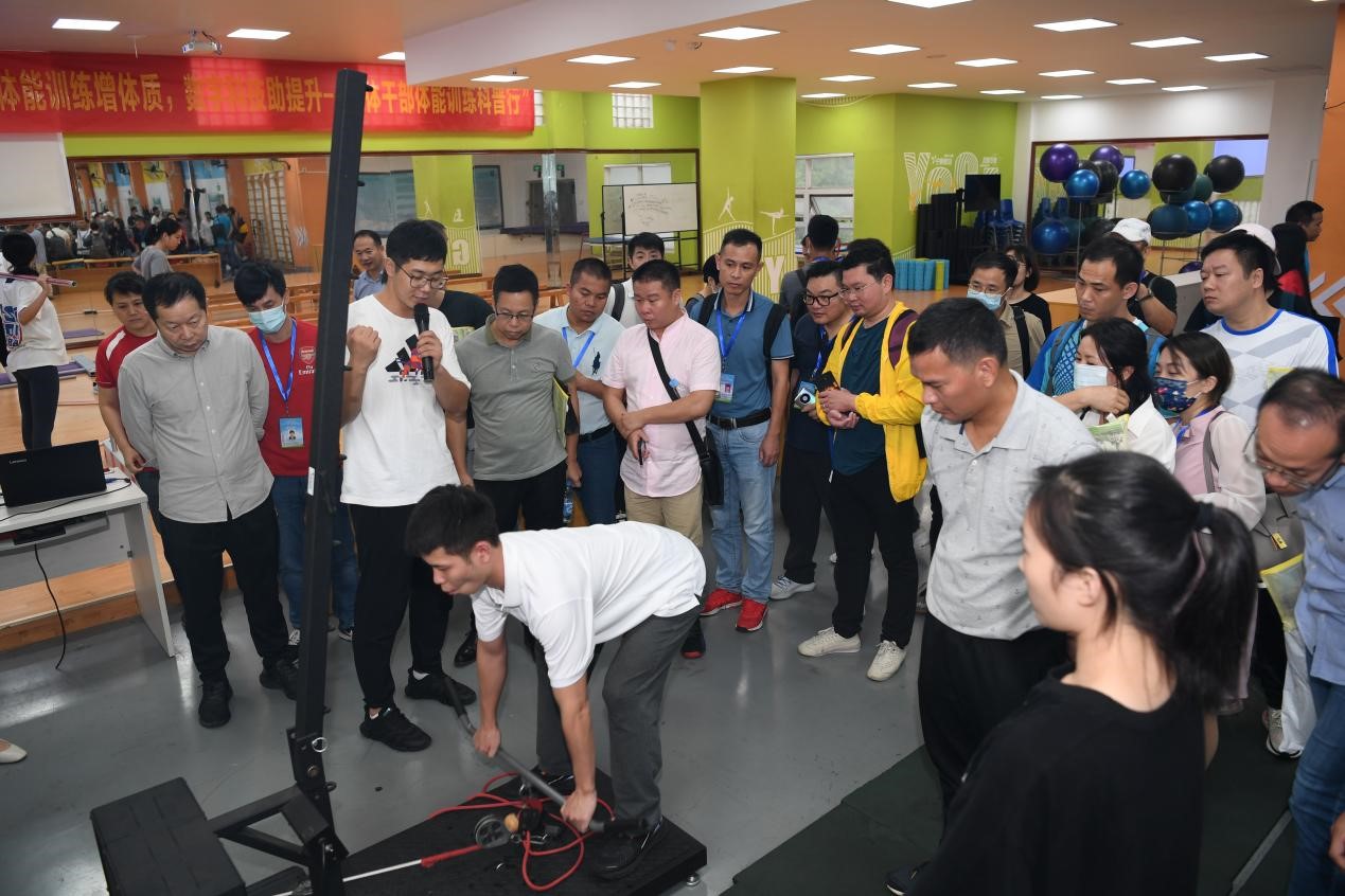 展示无轨迹爆发力训练.jpg